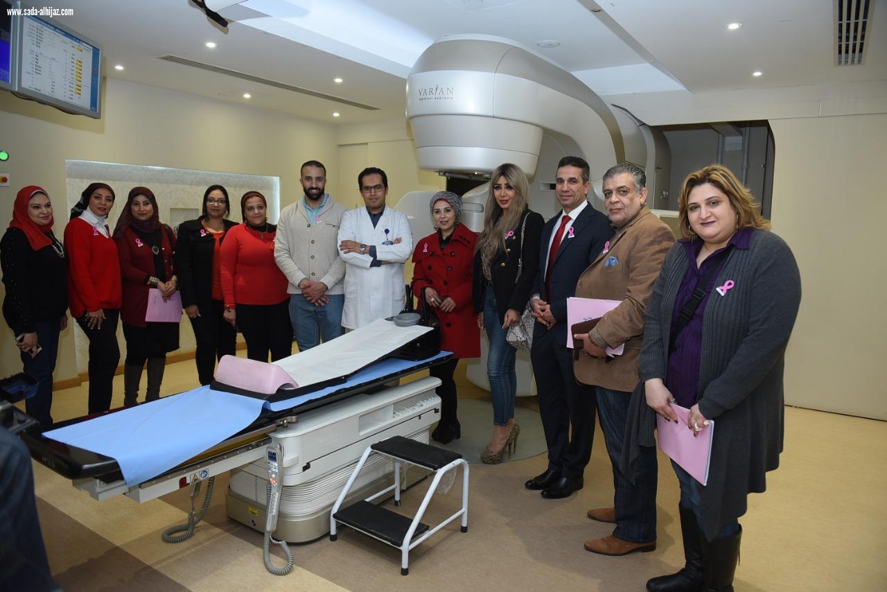 نجوم الإعلام ومسئولو النادي الأهلي في زيارة لـ «بهية»